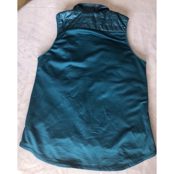 Nike AeroLayer Thermore Repel Vest - Picture 2 of 3